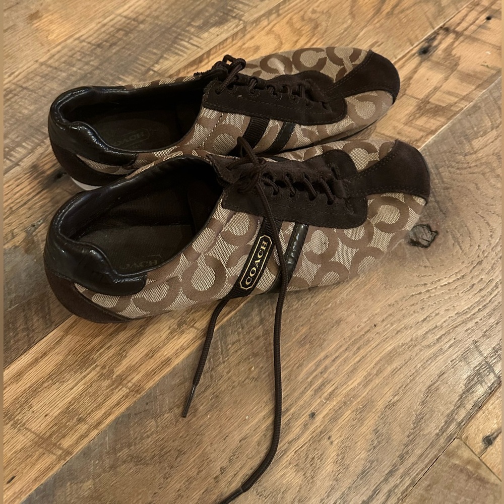 Coach shoes size “Kathleen” size 10. Like new.